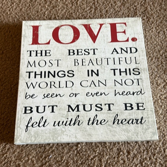 Love Sign - Picture 1 of 2